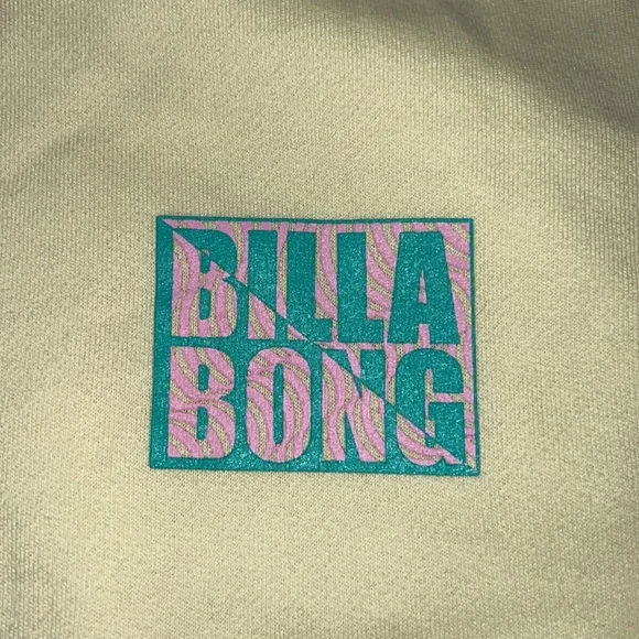 Yellow billabong sweatshirt never worn - Picture 2 of 4